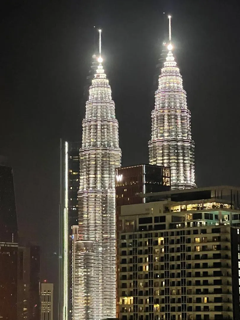 The Colony Infinitum By Klcc Daire Kuala Lumpur Malezya